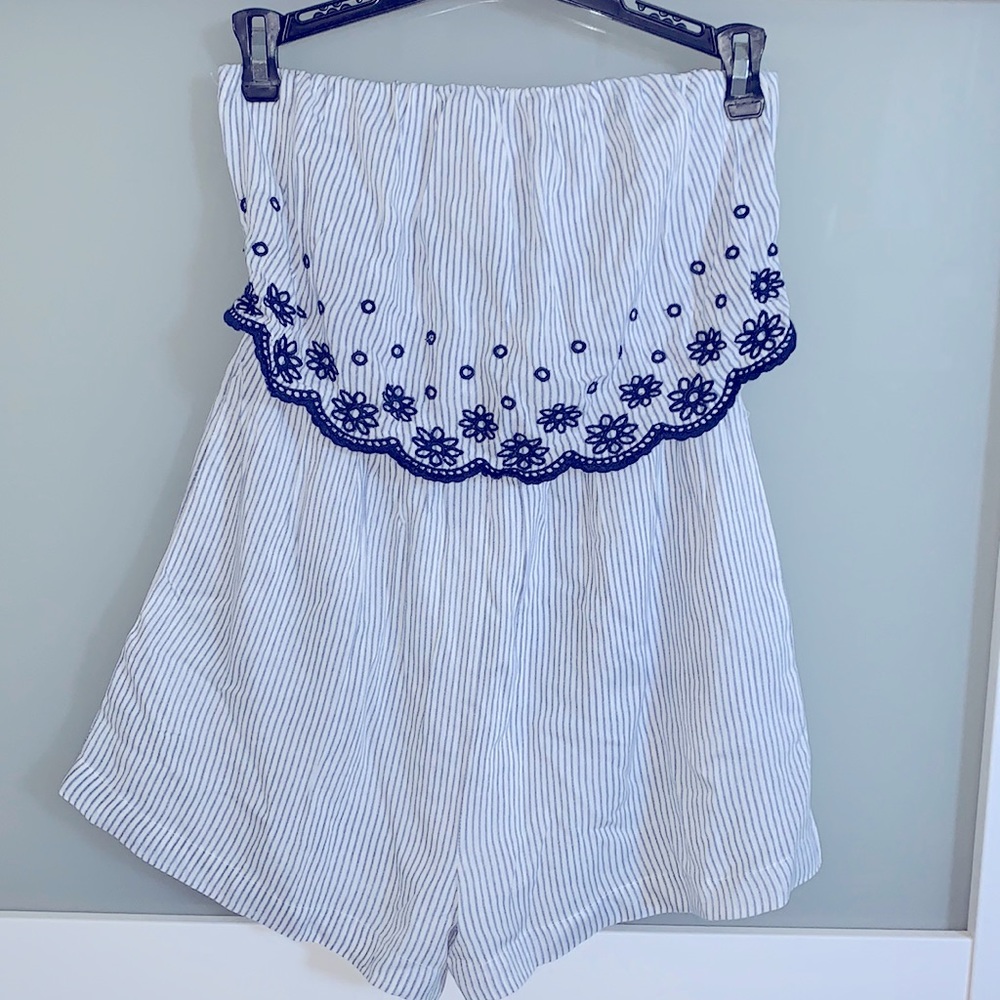 Blue striped romper/coverup Jessica Simpson